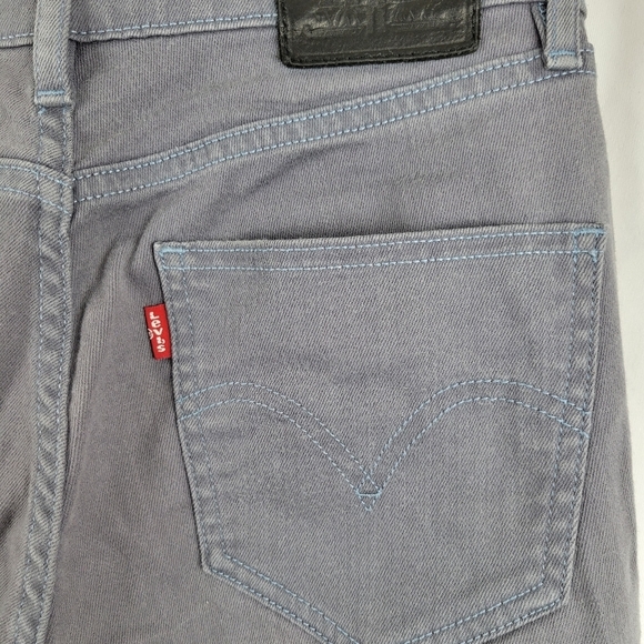 ❤️Gray Levi's pants size 27 - Picture 4 of 8